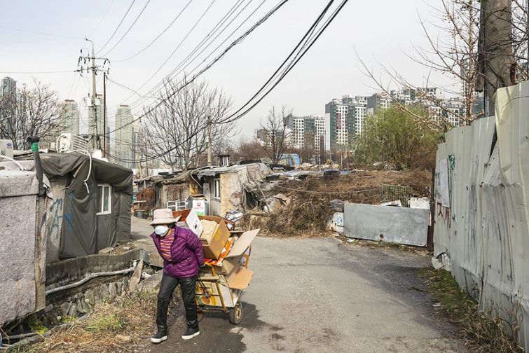 Japan & South Korea - Struggles with Old-Age Poverty