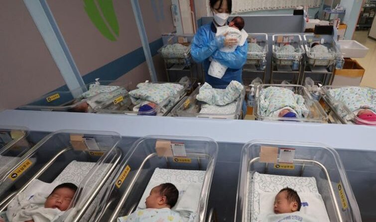 South Korea - Twin Birth Rate Second-Highest Globally, Report Warns