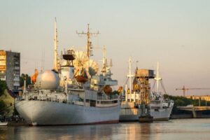 Kalingrad - Russia-Controlled "Island" in Lithuania - Moscow & Europe Tensions