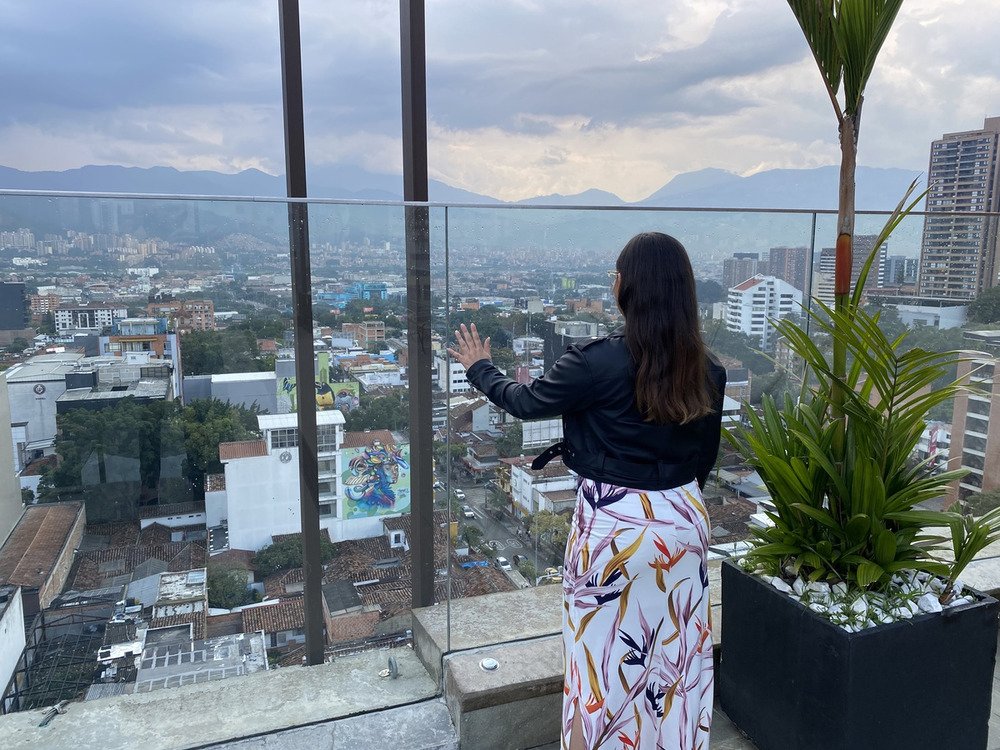 This woman now lives in Medellín, where she fled after threats in her hometown. She struggles to make ends meet and says she has received no support from the authorities. (Samuel Ritholtz/TNH)