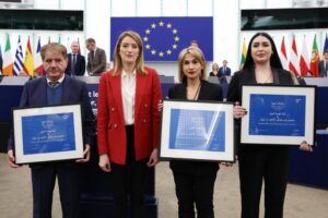 EU Awards the Sakharov Prize to Mahsa Amini as Iran Blocks Her Family